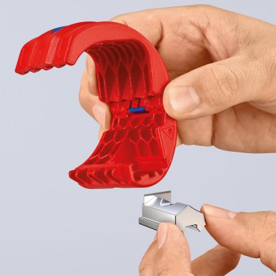Rezac plastových trubek na trubky 20-50mm a vodovodní pruchodky KNIPEX - obrázek